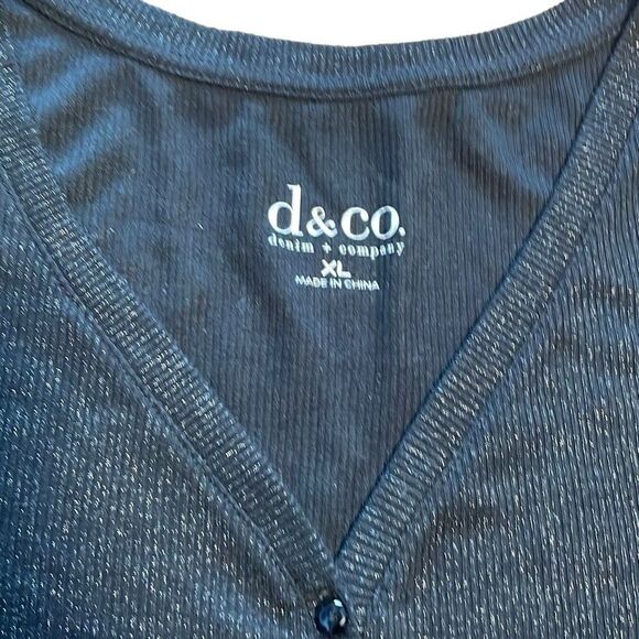 d & co. Black Henley with tiny sparkles and faceted buttons 1X - Picture 3 of 7